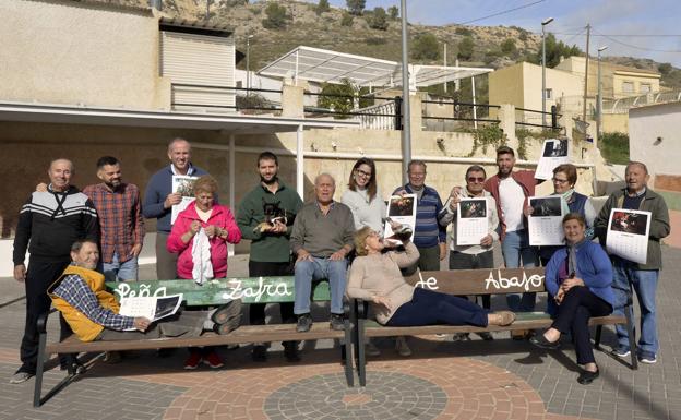 A calzón quitado para vestir de vida el pueblo La Verdad